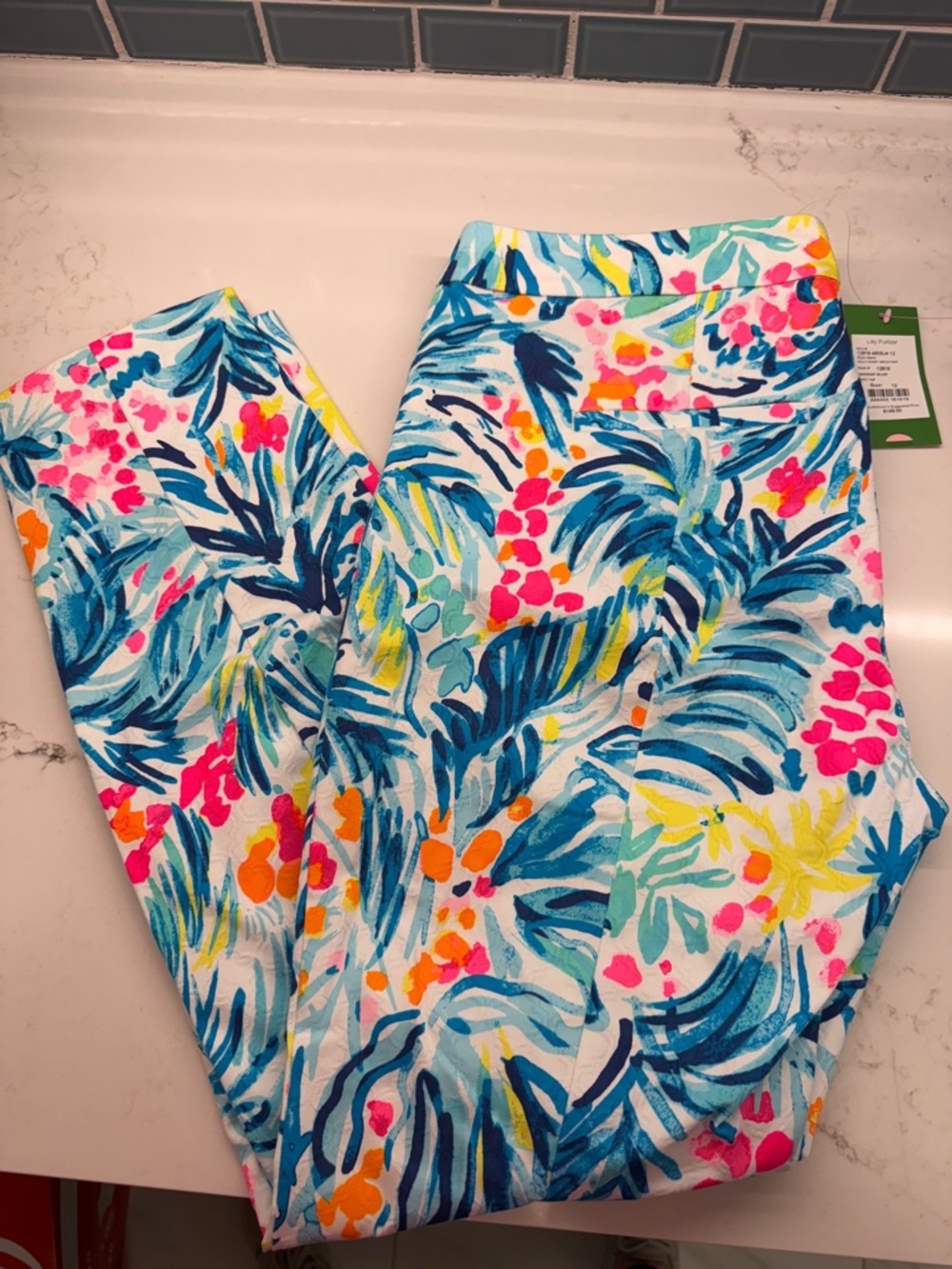 Lilly Pulitzer Serene Blue Tippy Top with Multicolor Floral Accents Skinny Ankle
